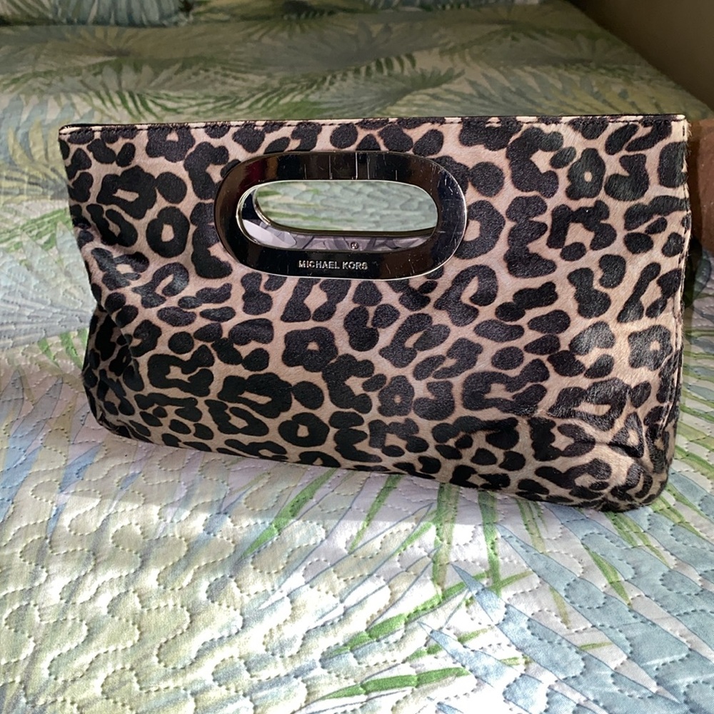 Michael Kors Berkeley Leopard Print Calf Hair Clu… - image 3